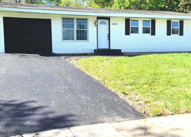 Property at 1418 Iris Ave, Rockford, IL 61102, 4 beds, 2 baths