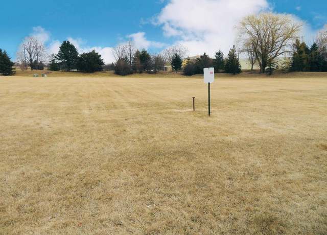 Property at 233 Whittemore Dr, Sycamore, IL 60178