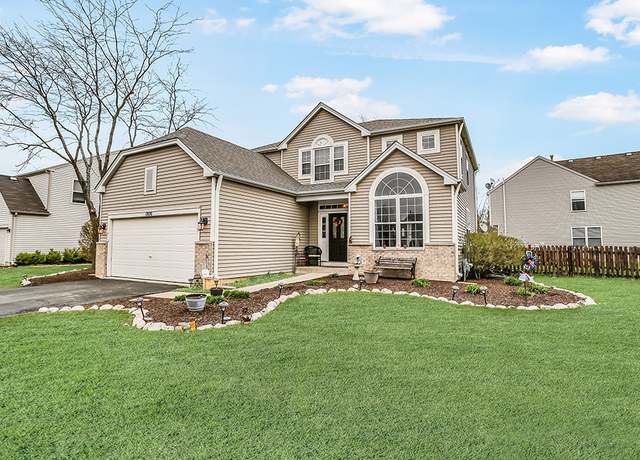 Property at 1800 Westbrook Ct, Plainfield, IL 60586, 4 beds, 2.5 baths