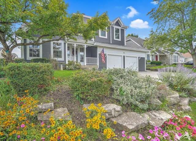 Property at 551 Foster Ave, Bartlett, IL 60103, 4 beds, 2.5 baths
