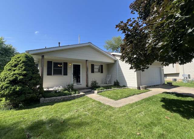 Property at 9 Timberview Dr, Bloomington, IL 61701, 4 beds, 1.5 baths