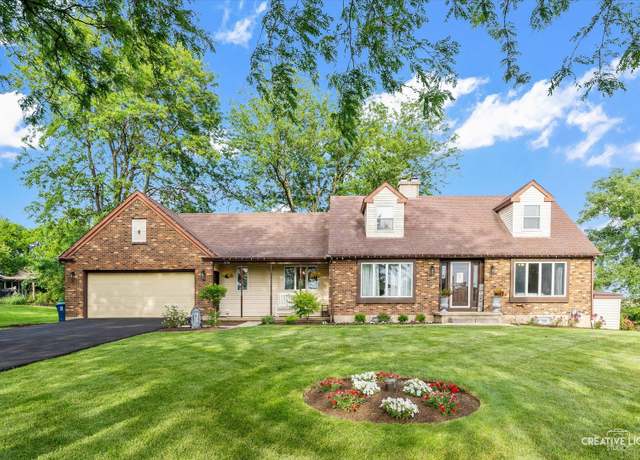 Property at 5250 Douglas Rd, Oswego, IL 60543, 5 beds, 2.5 baths
