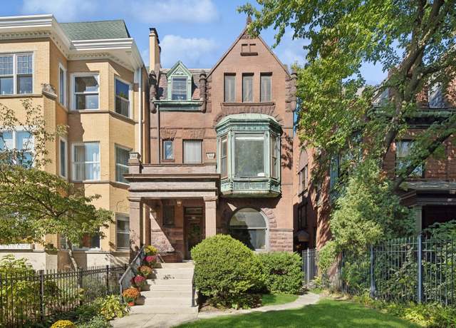 Property at 532 W Deming Pl, Chicago, IL 60614, 5 beds, 3.5 baths