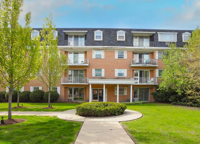 Property at 415 Wesley Ave #23, Oak Park, IL 60302, 1 bed, 1 bath