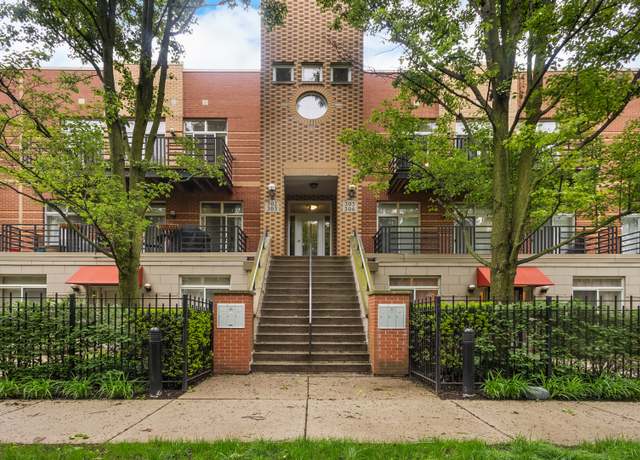 Property at 1033 E 46th St #303, Chicago, IL 60653, 2 beds, 2 baths