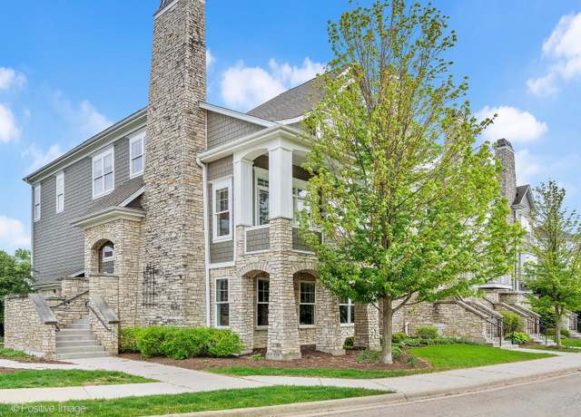 Property at 63 W Kennedy Ln, Hinsdale, IL 60521, 3 beds, 3.5 baths