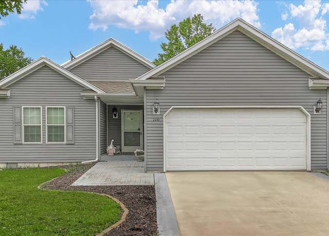 Property at 2210 E Michigan Ave, Urbana, IL 61802, 3 beds, 2 baths