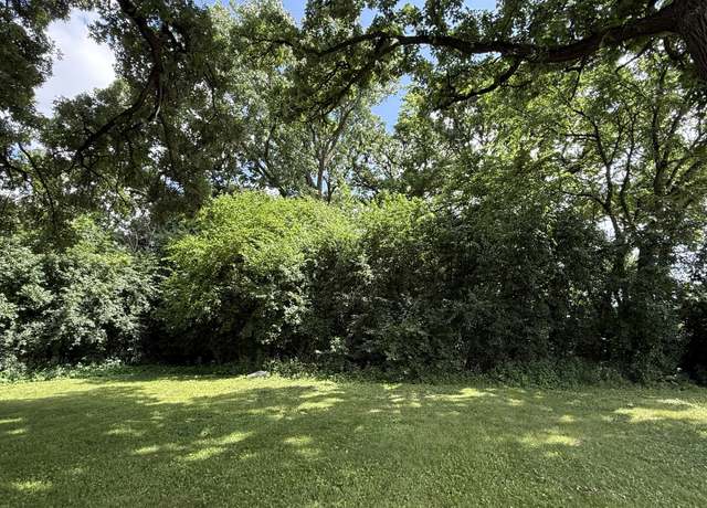 Property at 211 N Il-83 Hwy N, Elmhurst, IL 60126