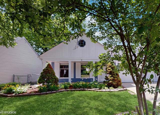Property at 1704 Paddington Ave, Naperville, IL 60563, 3 beds, 1.5 baths