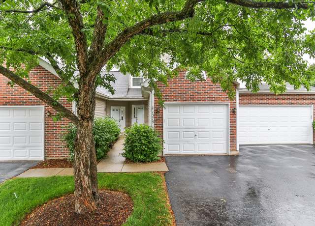 Property at 1379 Grandview Ct, Algonquin, IL 60102, 2 beds, 2.5 baths