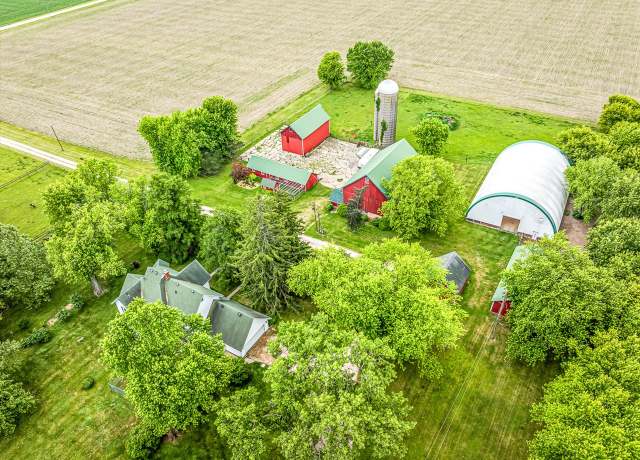 Property at 466 Quail Trap Rd, Caledonia, IL 61011, 4 beds, 2 baths
