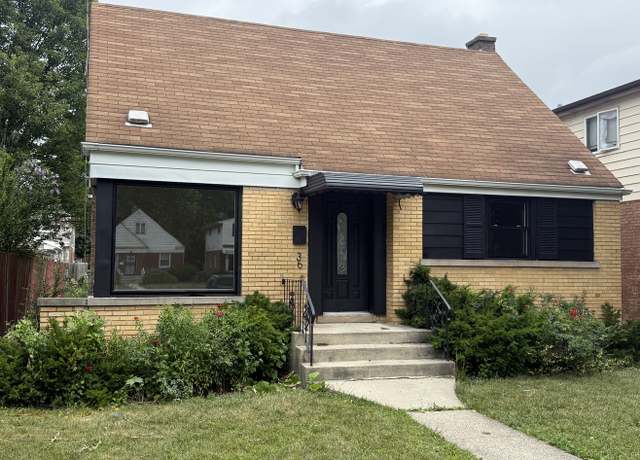 Property at 36 167th St, Calumet City, IL 60409, 6 beds, 2 baths