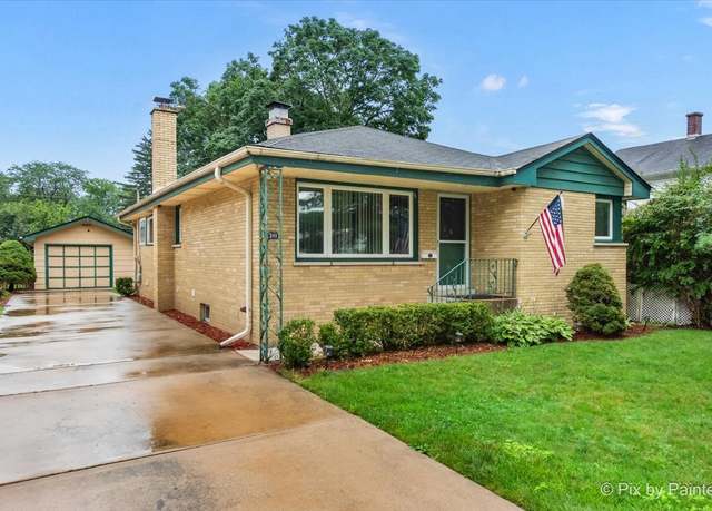 Property at 311 N Maple St, Itasca, IL 60143, 4 beds, 2 baths