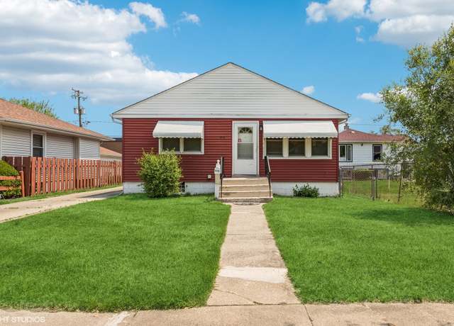 Property at 929 Greenbay Ave, Calumet City, IL 60409, 3 beds, 1 bath