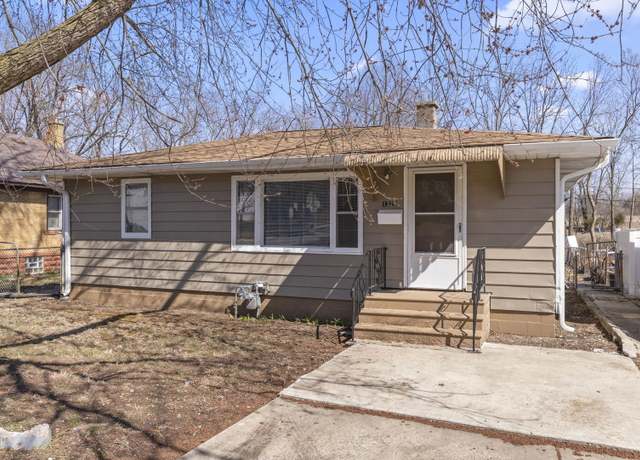 Property at 1326 Arthur Ave, Joliet, IL 60432, 3 beds, 1 bath