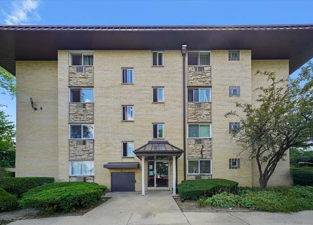 Property at 2226 S Goebbert Rd #471, Arlington Heights, IL 60005, 2 beds, 2 baths