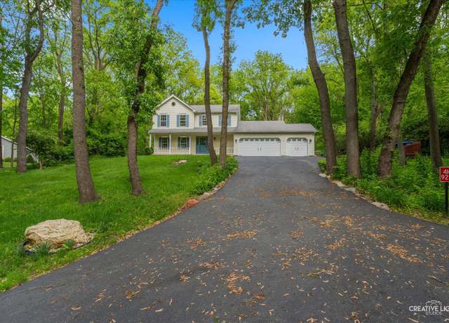 Property at 4N929 Black Willow Dr, St. Charles, IL 60175, 4 beds, 3.5 baths
