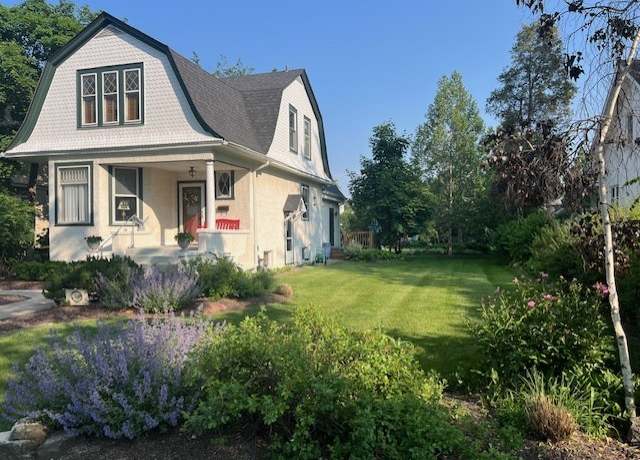 Property at 249 Olmsted Rd, Riverside, IL 60546, 3 beds, 2.5 baths