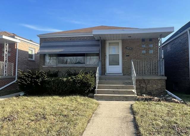 Property at 14221 S Emerald Ave, Riverdale, IL 60827, 3 beds, 1.5 baths