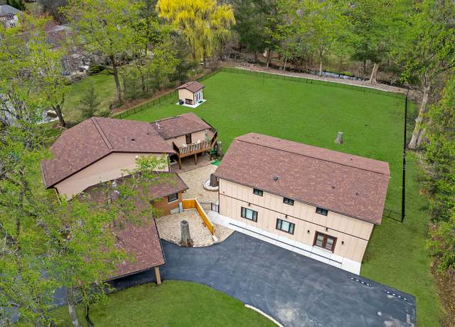 Property at 3220 Meyers Rd, Oak Brook, IL 60523, 4 beds, 6 baths