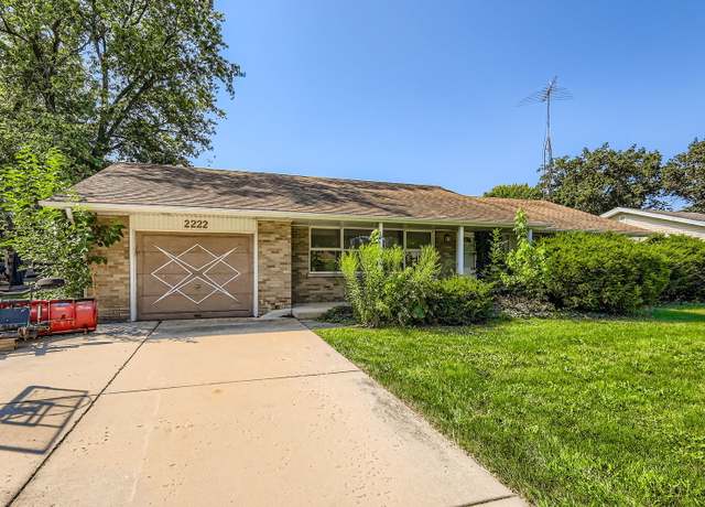 Property at 2222 Taylor St, Joliet, IL 60435, 3 beds, 2.5 baths