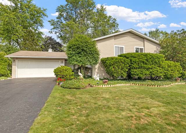 Property at 5927 Sherman Dr, Woodridge, IL 60517, 5 beds, 3 baths