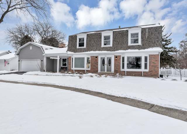 Property at 2014 Normandy Ln, Geneva, IL 60134, 4 beds, 2.5 baths