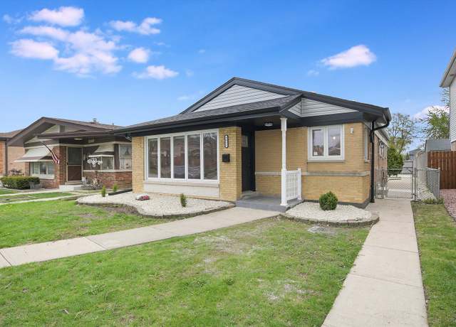 Property at 5851 S Neenah Ave, Chicago, IL 60638, 4 beds, 2 baths