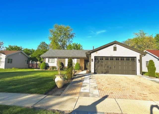 Property at 228 Janes Ave, Bolingbrook, IL 60440, 3 beds, 1 bath