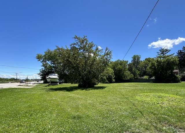 Property at 37598 N US Highway 12, Spring Grove, IL 60081