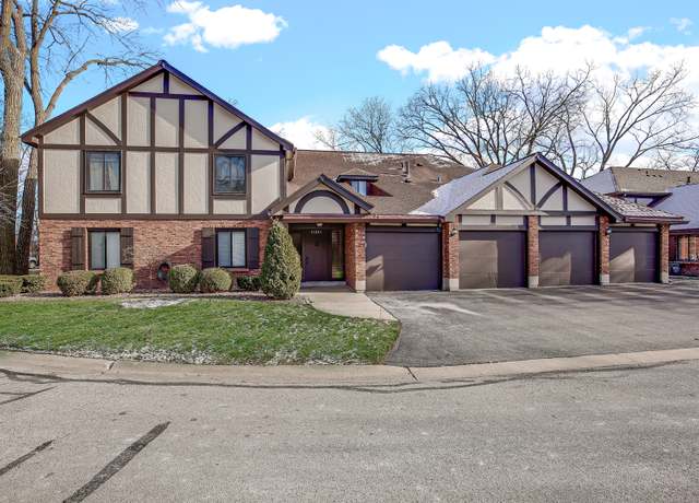 Property at 11241 Sycamore Ln Unit D, Palos Hills, IL 60465, 2 beds, 2 baths