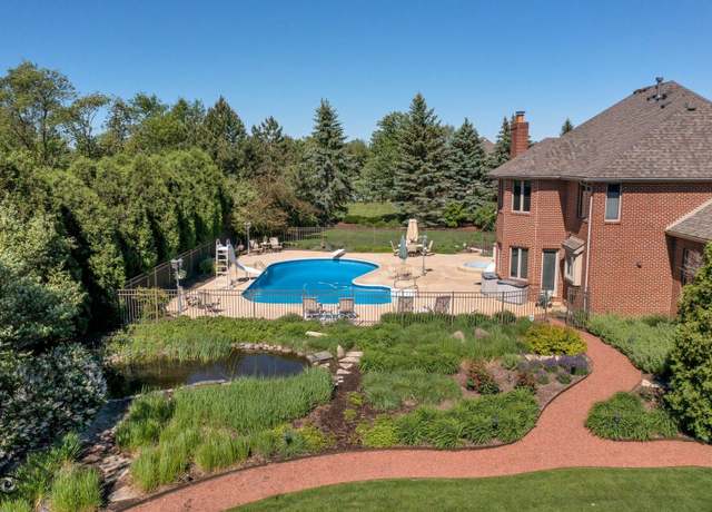 Property at 11617 Coach Dr, Mokena, IL 60448, 6 beds, 4.5 baths