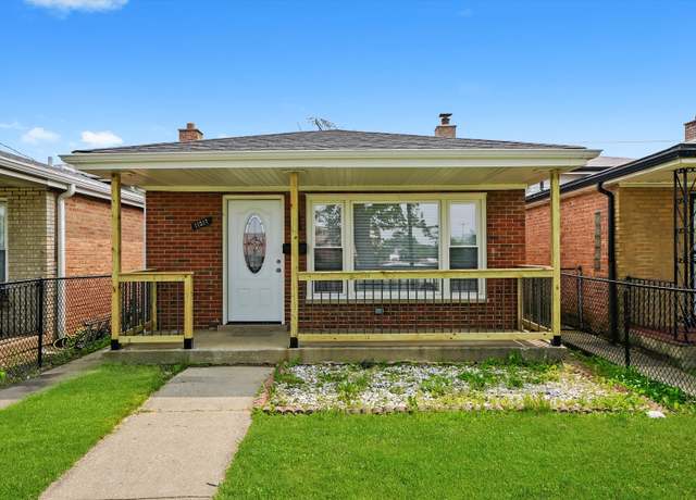 Property at 11517 S Ashland Ave, Chicago, IL 60643, 3 beds, 2 baths