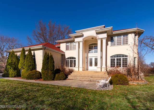 Property at 2113 Elgin Rd, Barrington Hills, IL 60010, 5 beds, 4 baths