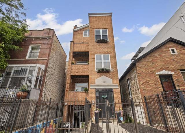 Property at 1942 W Armitage Ave #2, Chicago, IL 60622, 2 beds, 2 baths