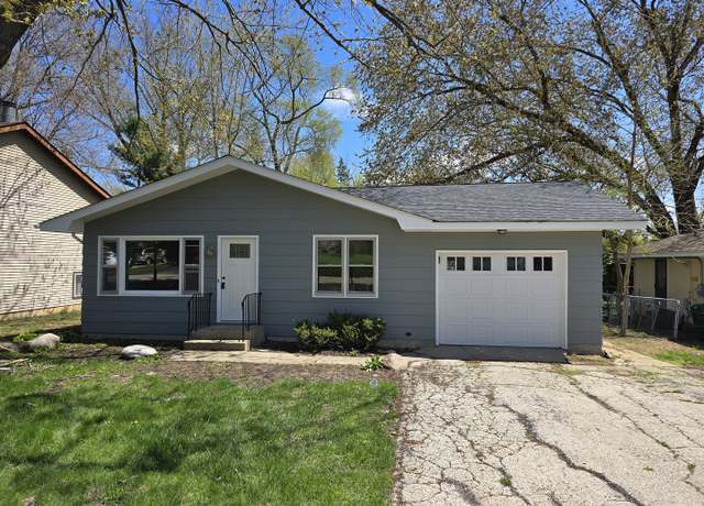 Property at 612 S Broadway St, Mchenry, IL 60050, 3 beds, 1 bath
