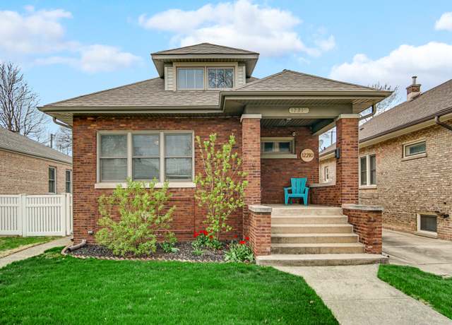 Property at 12210 S Ann St, Blue Island, IL 60406, 4 beds, 1 bath