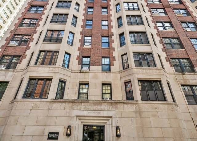 Property at 421 W Melrose St Unit 17D, Chicago, IL 60657, 1 bed, 1 bath