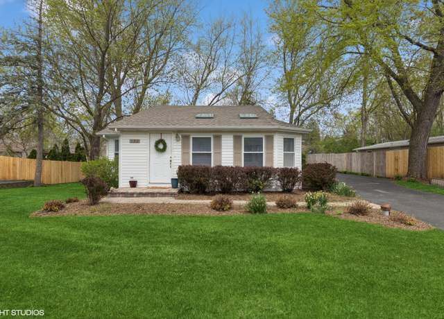 Property at 122 Beacon St, Spring Grove, IL 60081, 2 beds, 2 baths