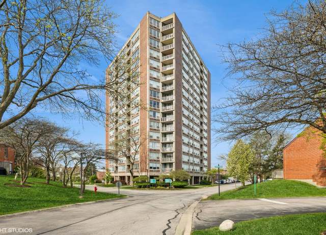 Property at 3925 Triumvera Dr Unit 7A, Glenview, IL 60025, 2 beds, 2 baths