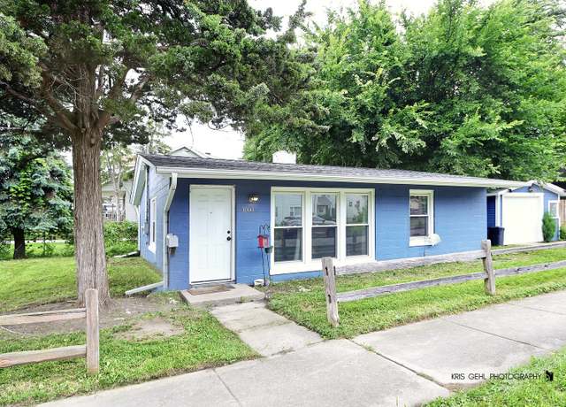 Property at 1000 Pine St, Waukegan, IL 60085, 2 beds, 1 bath