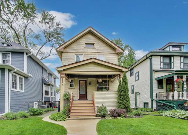 Property at 820 Woodbine Ave, Oak Park, IL 60302, 3 beds, 1.5 baths