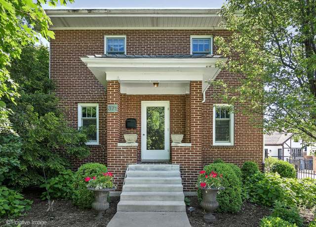 Property at 371 S Arlington Ave, Elmhurst, IL 60126, 4 beds, 2.5 baths
