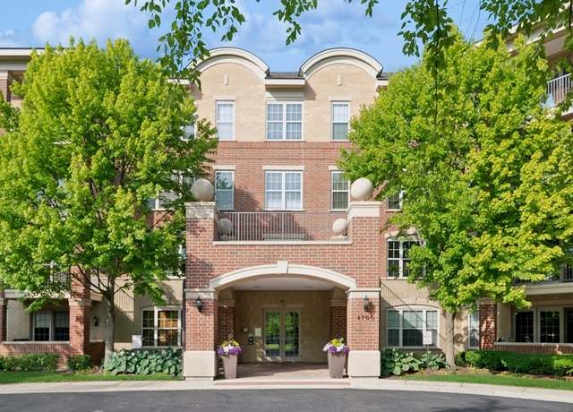 Property at 2700 Summit Dr #409, Glenview, IL 60025, 2 beds, 1.5 baths