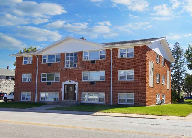 Property at 7821 43rd St, Lyons, IL 60534, 20 beds, 12 baths