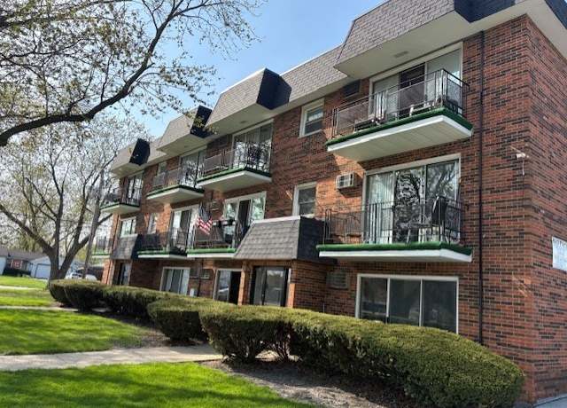 Property at 3760 W 120th St Unit A2, Alsip, IL 60803, 2 beds, 1 bath