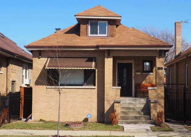 Property at 3005 N Kostner Ave, Chicago, IL 60641, 3 beds, 2.5 baths