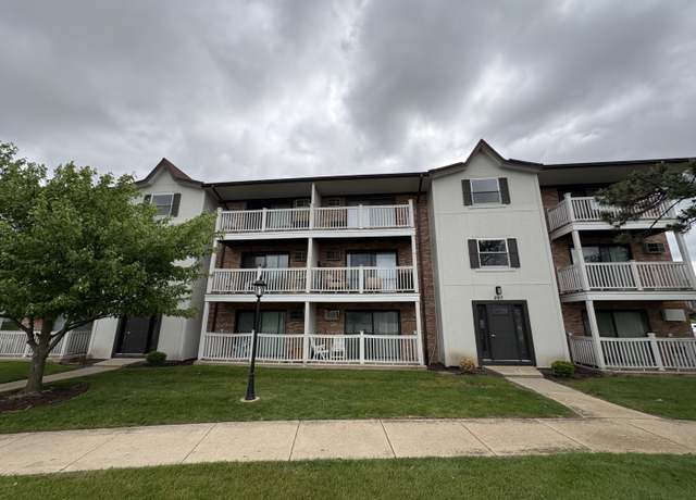 Property at 297 Gregory St #12, Aurora, IL 60504, 2 beds, 1.5 baths