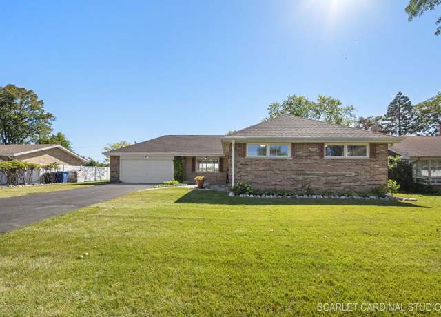 Property at 37 W Leslie Ln, Villa Park, IL 60181, 4 beds, 2 baths