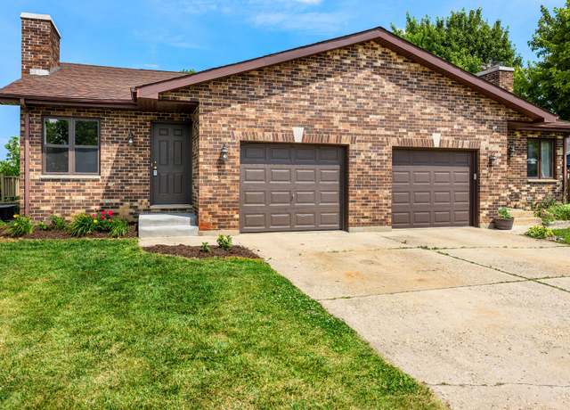 Property at 847 Carol Ave, Woodstock, IL 60098, 3 beds, 2 baths